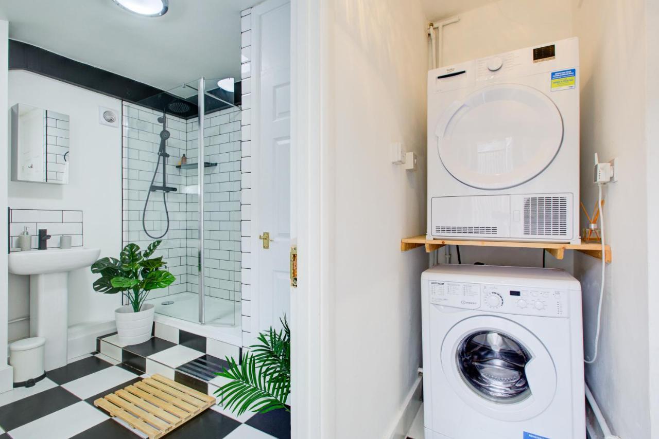 Statera Apartments - 2-Bed House In Stratford London Bagian luar foto